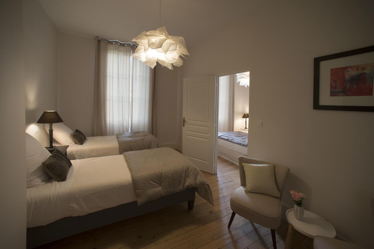 Le Cercle Chambres Climatisees Coligny 외부 사진